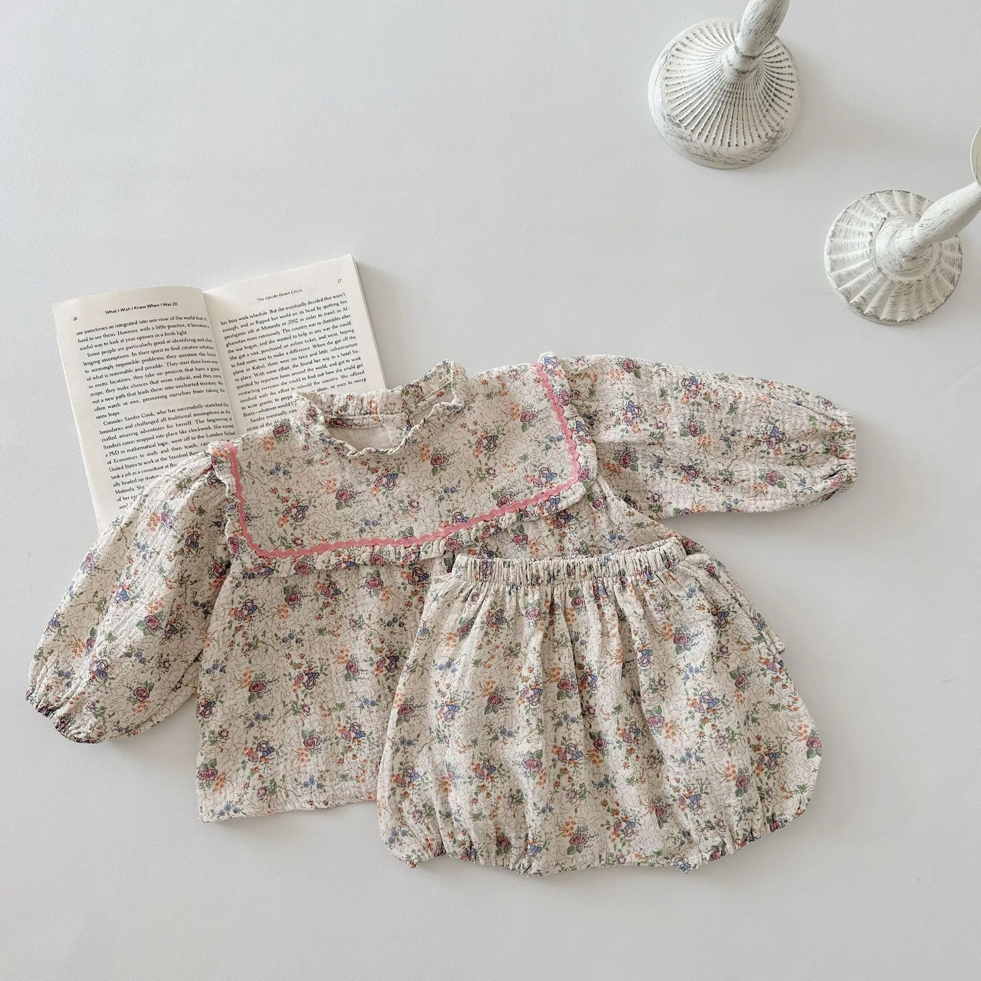 Baby Girls 2-Piece Set: Floral Print Top and Shorts - Wholesale (Item #240301133)