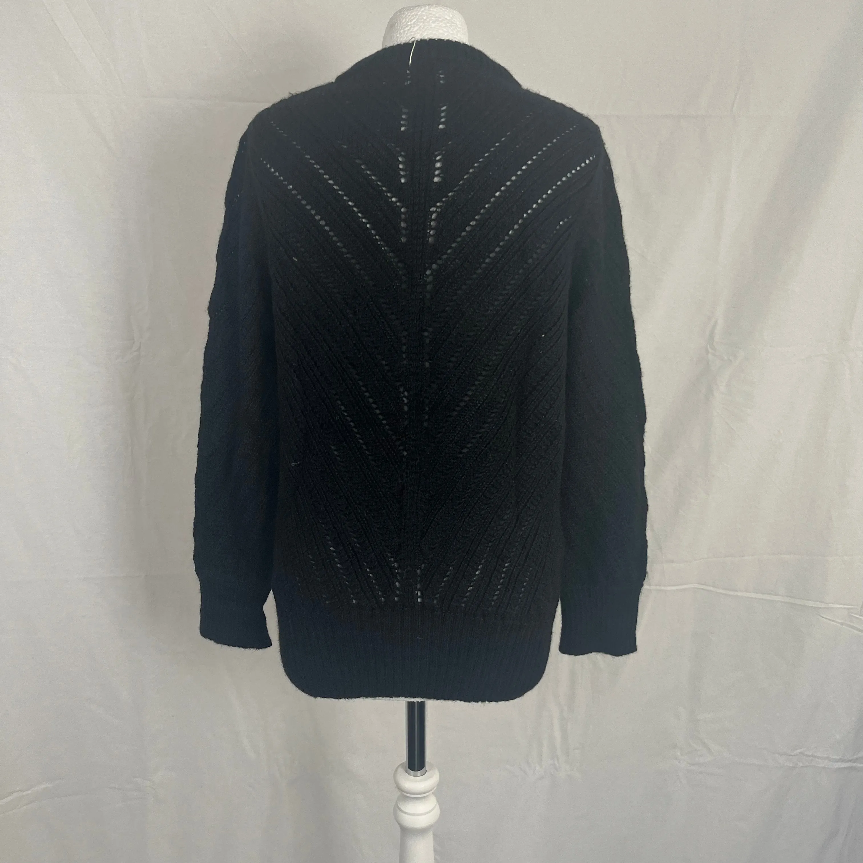 Aiayu 300 Black Bolivian Baby Lama Wool Sweater M