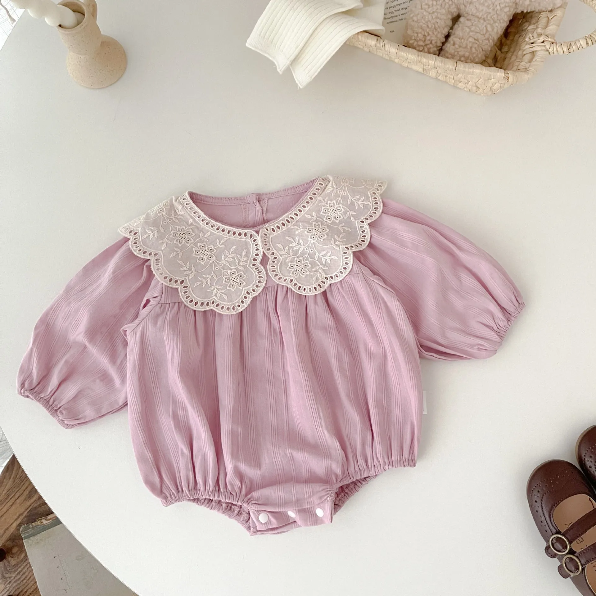 Baby Girls Solid Color Rompers Wholesale 24011137