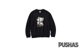 KAWS x Uniqlo Long Sleeve Sweatshirt (US Sizing) 'Black'