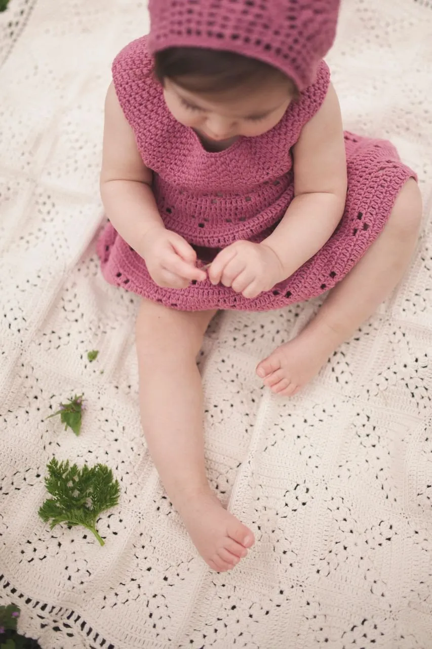 Lace Bonnet