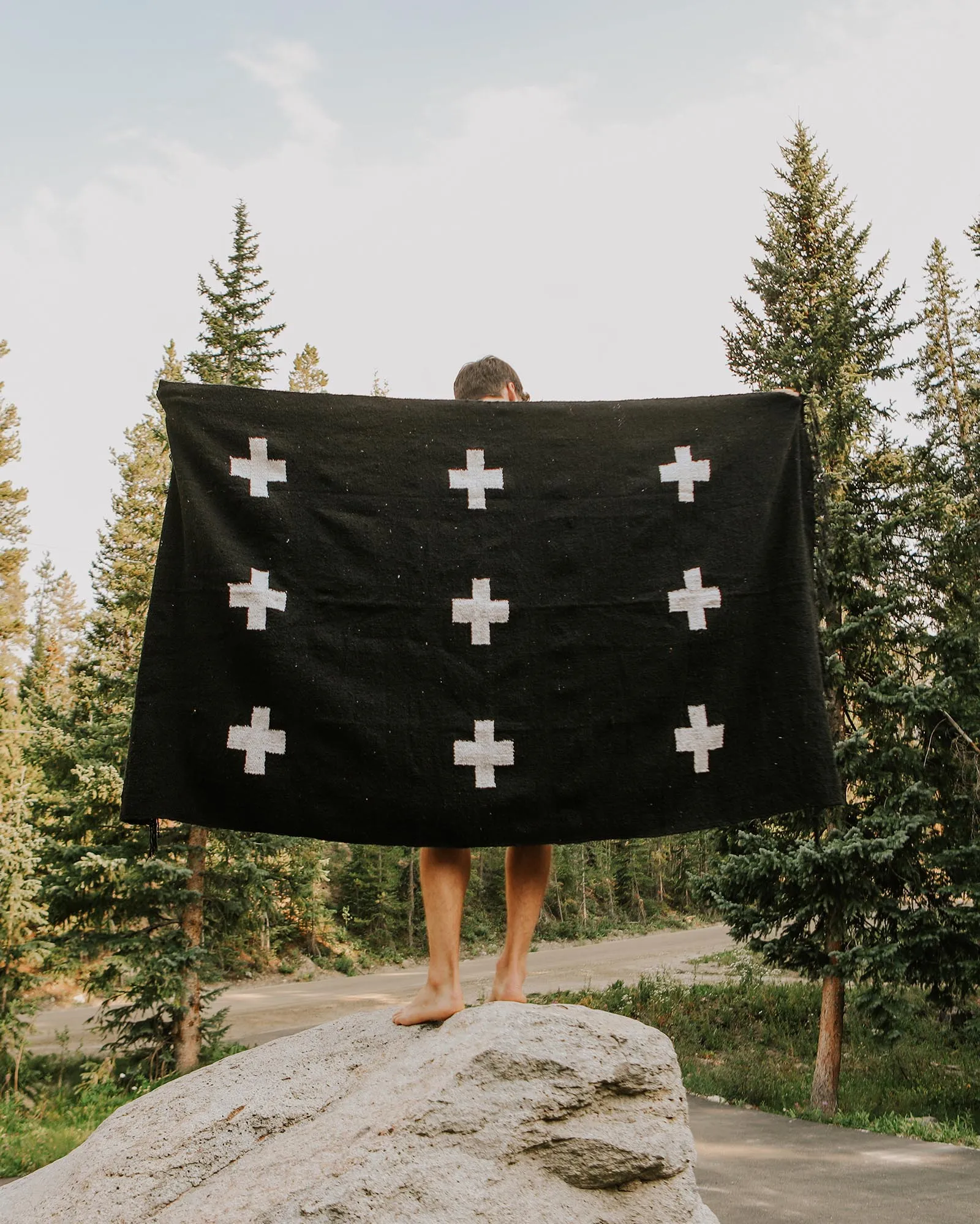 Positive Vibrations Blanket