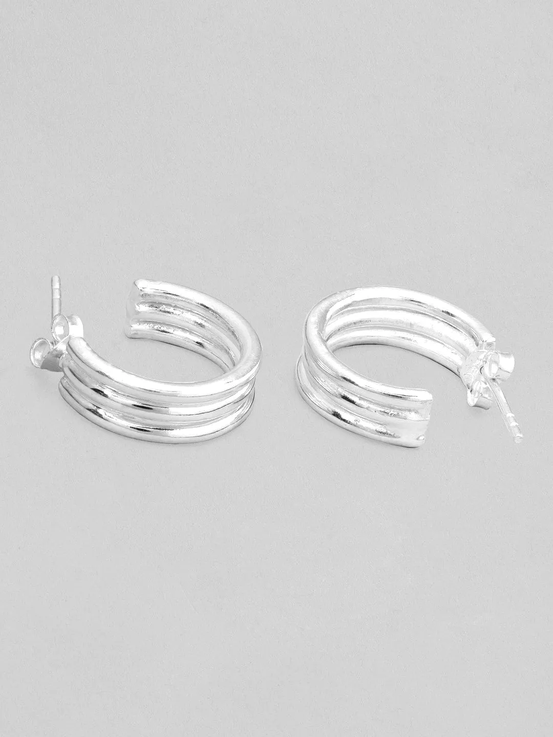 Rubans 925 Silver The Offset Classic Siler Hoop Earrings.