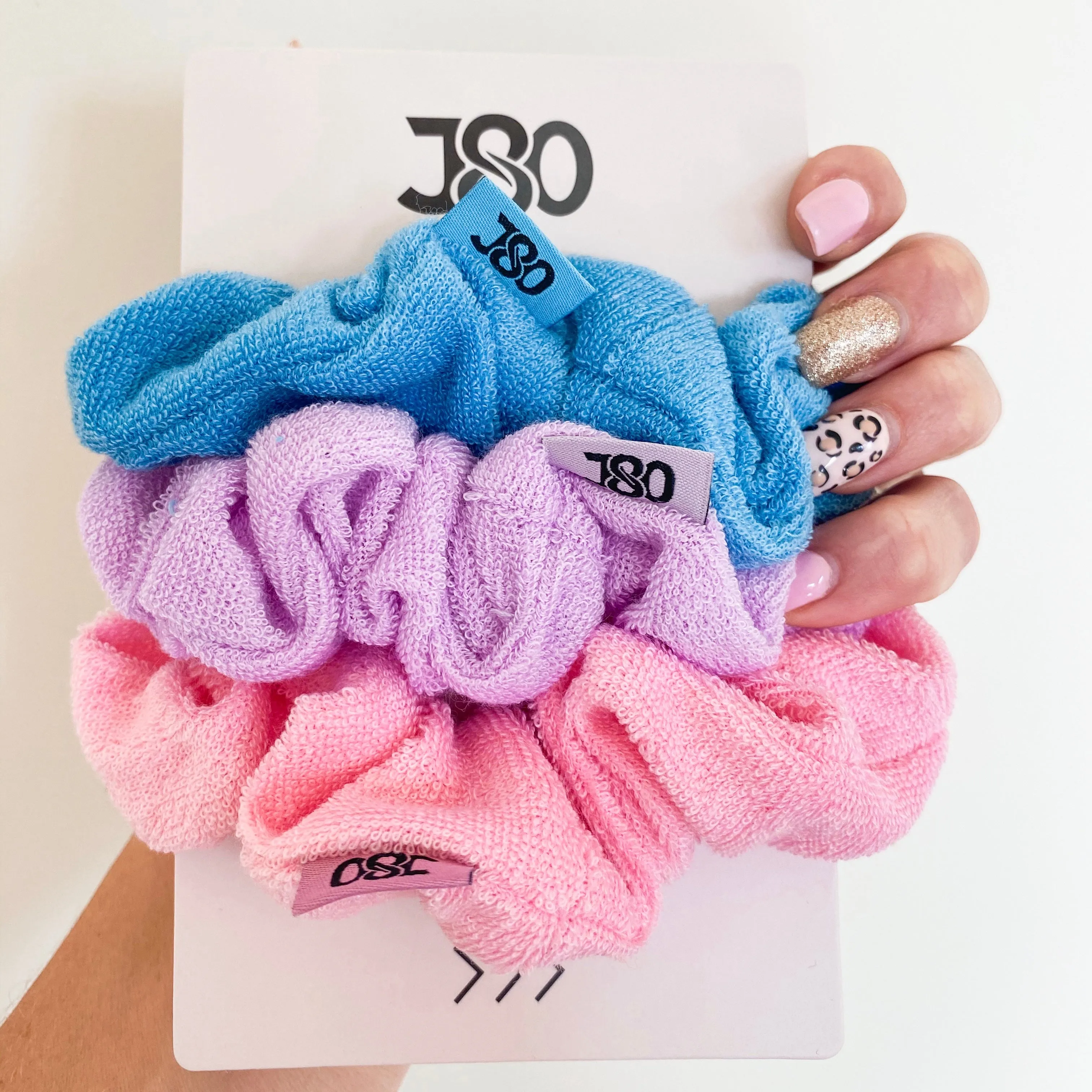 Snug Scrunchies