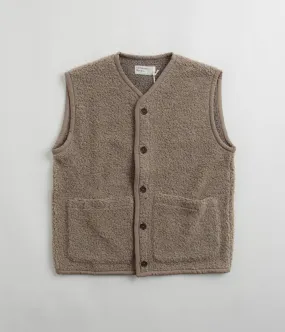 Universal Works Lancaster Gilet - Stone